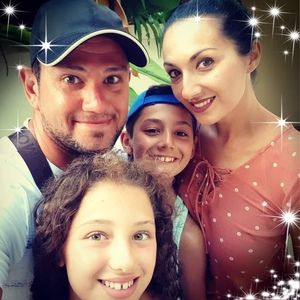 Meet your Posher, Zana